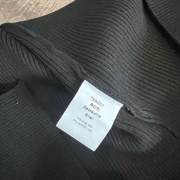 Black and White Cut Out Sweater Dress - Picture 4 of 4